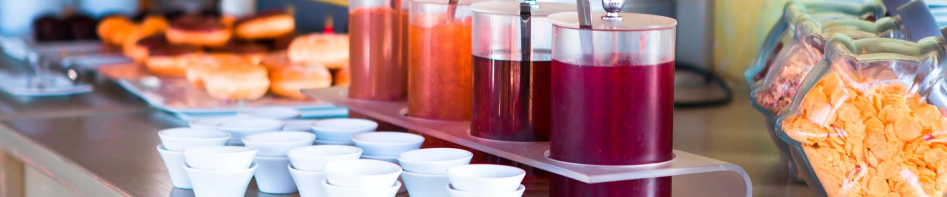 mants-hotel-carousel-01